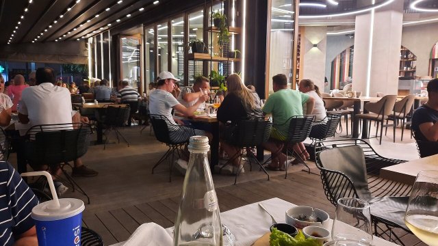 bold-bistro-1