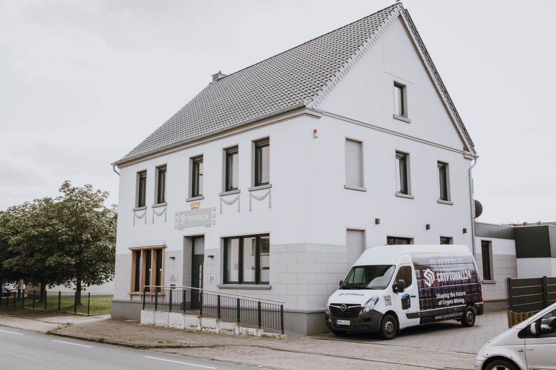 Cryptohall24-Headquarter