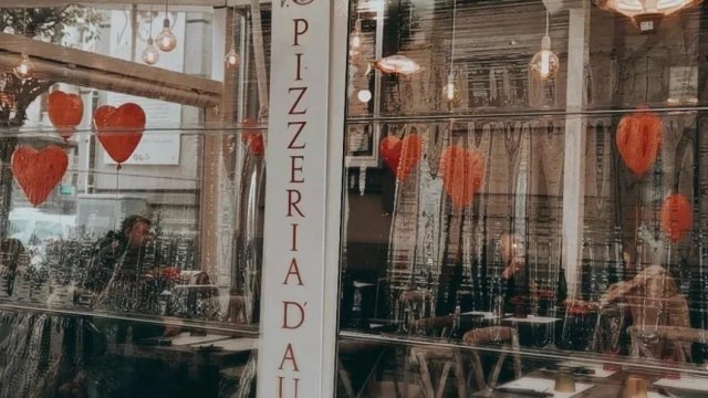 resturant-front